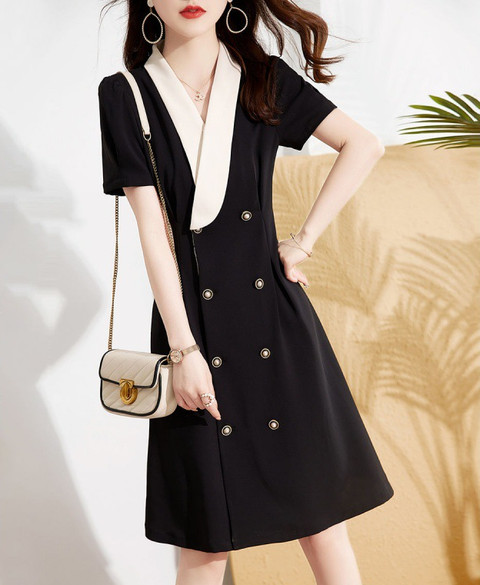 Đầm tn vest giá 599k ạ Đầm tn vest giá 599k ạ