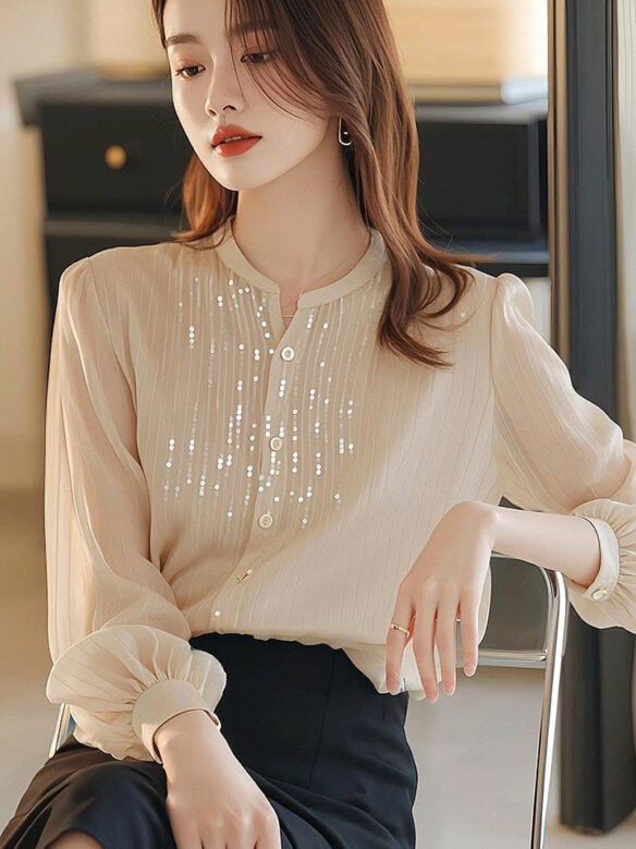 Áo kem cườm tay dài giá 599k ạ Áo kem cườm tay dài giá 599k ạ
