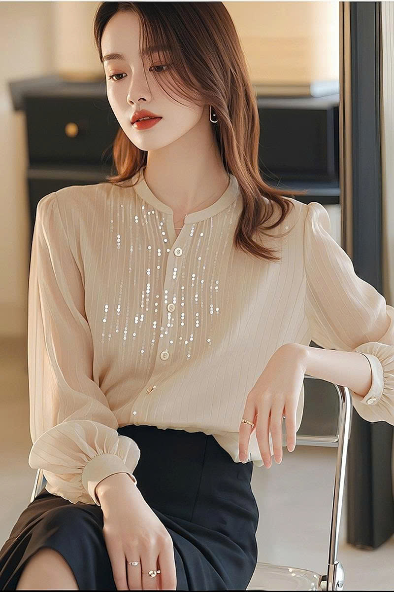 Áo kem cườm tay dài giá 599k ạ Áo kem cườm tay dài giá 599k ạ