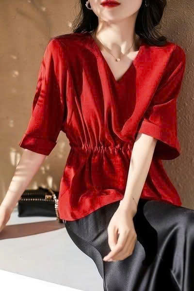 Áo cột eo giá 550k sale còn 299k Áo cột eo giá 550k sale còn 299k